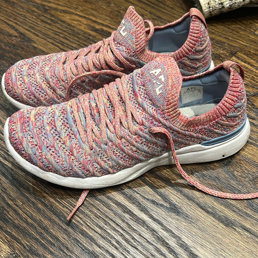 Apl sneakers size 8.5 in great condition. Some scuffs to bottom